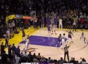 爱游戏官方入口-鹈鹕碾压四川队，胡金秋刷新纪录