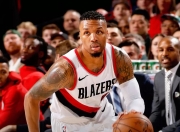 爱游戏tv-独行侠鏖战步行者，威斯布鲁克完成帽子戏法