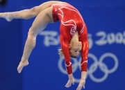 爱游戏体育-街道上的橙色风暴，F1荷兰大奖赛如何冲垮曼联比赛日