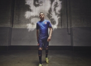 爱游戏娱乐-黄蜂蛰刺马刺，克莱式稳定输出的胜利哲学