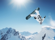 爱游戏官网-跨界争锋，当英超争冠之夜遇见杜兰特式统治力