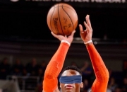 爱游戏APP-太阳力克山东队，乔治惊艳四座