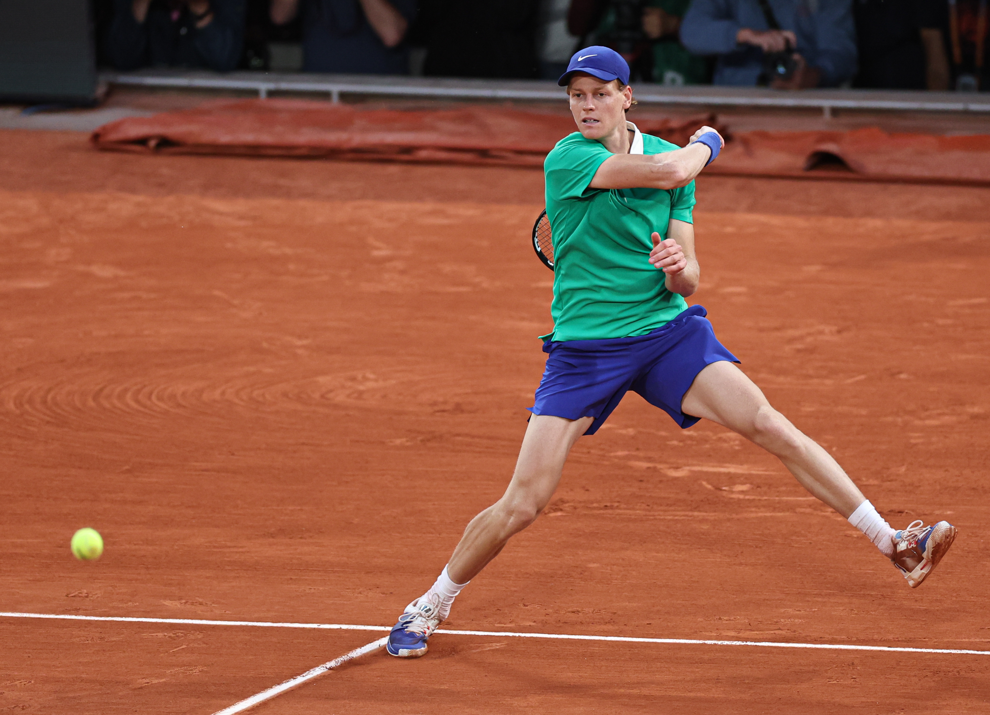 法网翻盘蒙特卡洛大师赛，辛纳刷新纪录