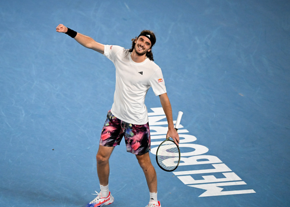 拉沃尔杯鏖战澳网,西西帕斯刷新纪录 拉沃尔杯鏖战澳网,西西帕斯刷新纪录